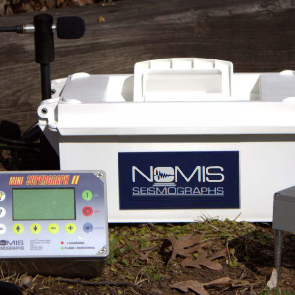 Mini-SuperGraph II with Accessories (UK)